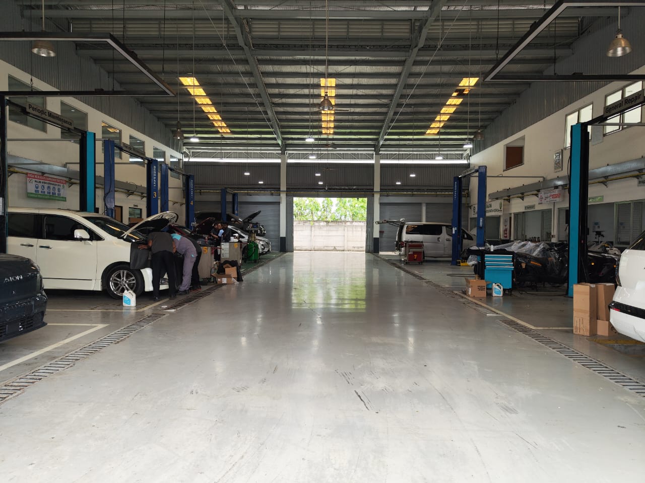 AION Harapan Indah Bekasi